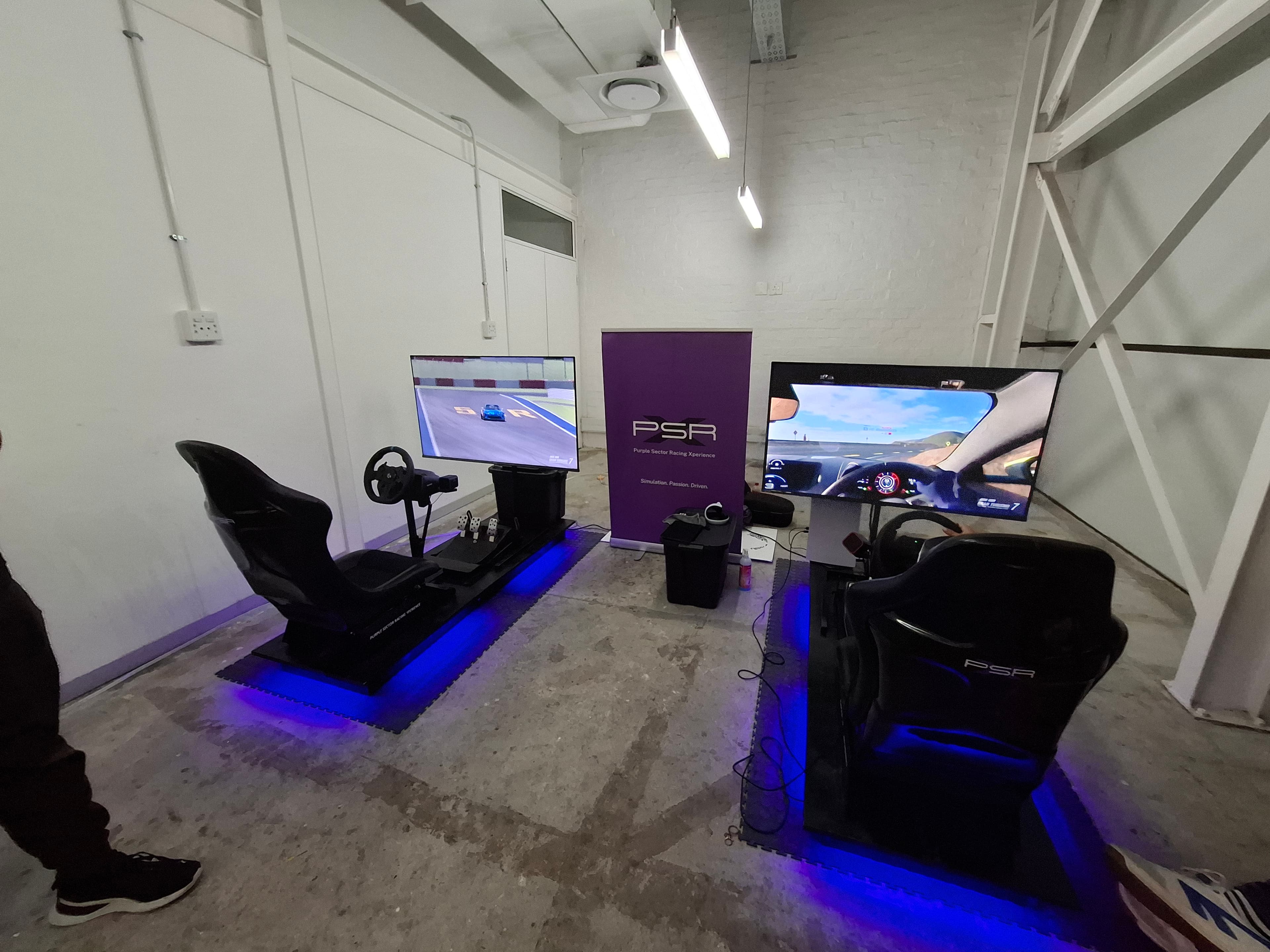 Sim racing setup and screens